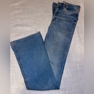 Zara flare bottom jeans, worn twice!
